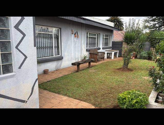 3 BEDROOM HOUSE FOR SALE IN ALBERTON NORTH